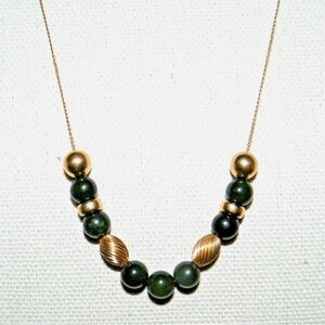 14K Gold and Jade Bead Necklace - 26" - 5.7 gr.